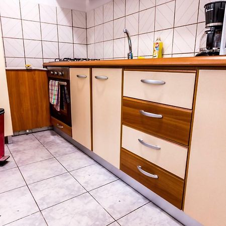 30кв.м 1, 1 баня Апартамент
 в Calea Aradului Apartment Тимишоара Екстериор снимка